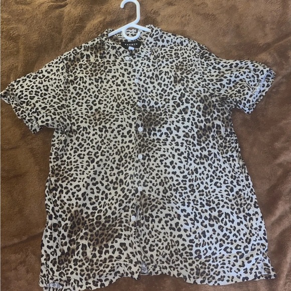 Leopard Button Up - Picture 2 of 3